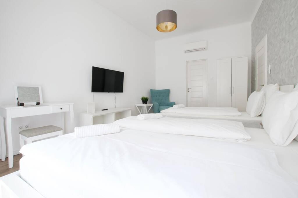Premium Apartment By Hi5-Vaci Str. 3 Bedroom Budapeşte Dış mekan fotoğraf